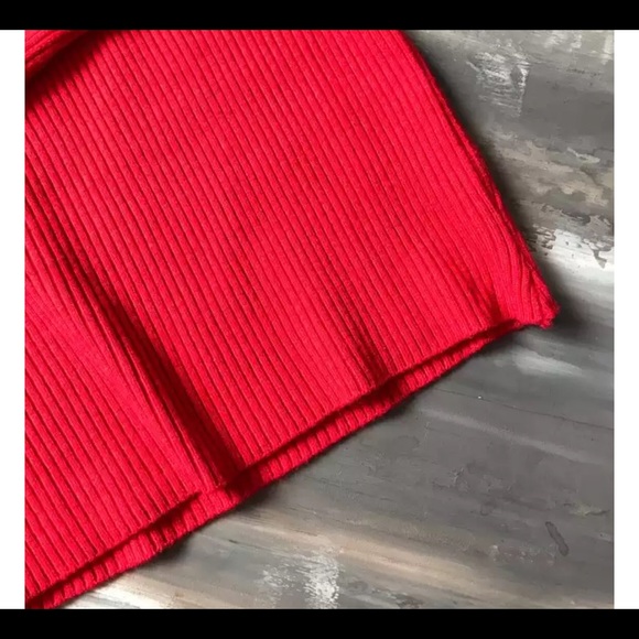Red Ribbed Turtleneck Sweater - Picture 7 of 7